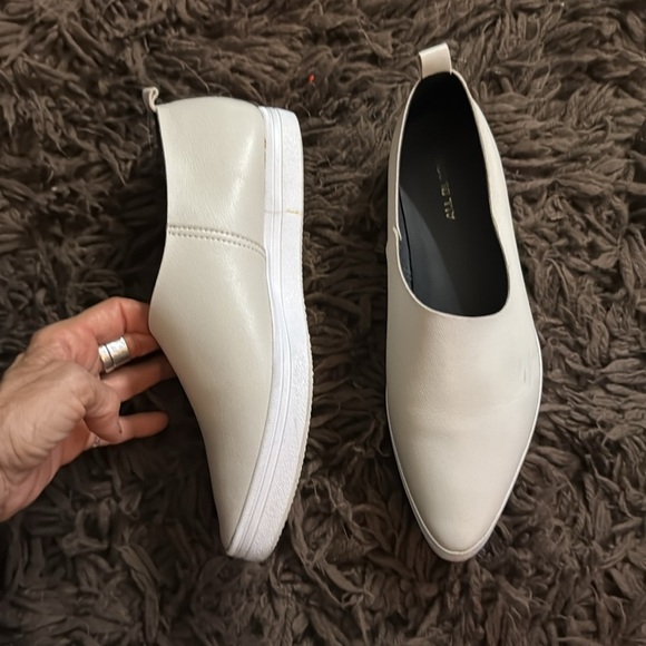 {{all black}} Side Scoop Leather Flats in bone white from Anthropologie - Picture 3 of 11
